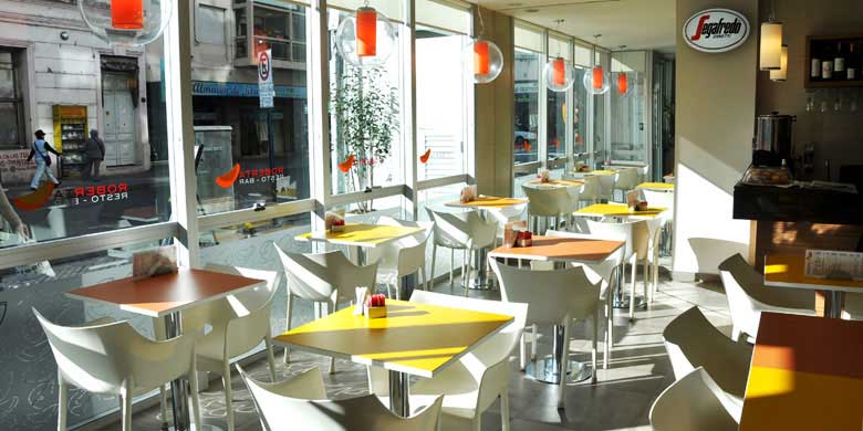 Roberta Resto Bar